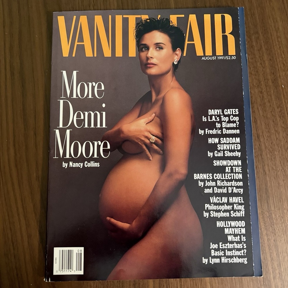 Vanity Fair Magazine August 1991 Demi Moore Pregnant Nude Cover Leibovitz Photo